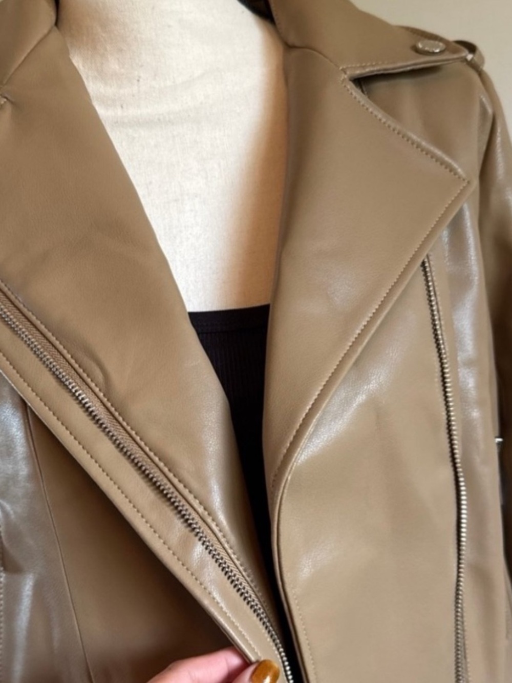 NWT - Michael Kors Tan Genuine Leather Moto Jacket - Picture 4 of 5